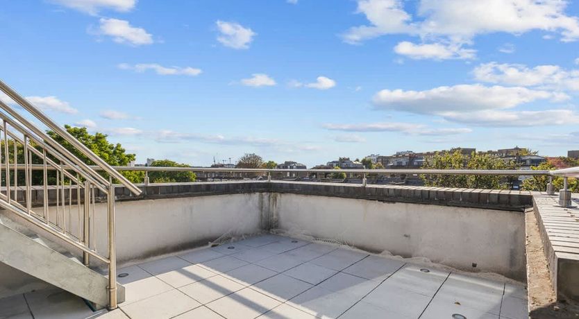 Photo of Clapham Moon