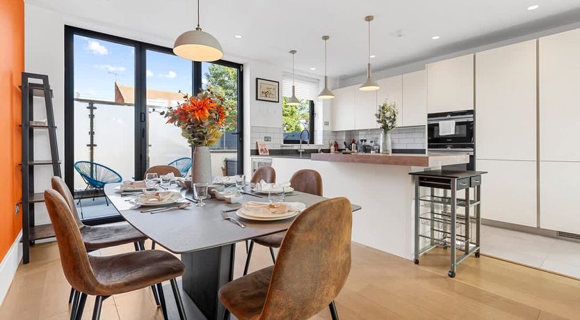 Photo of Clapham Moon