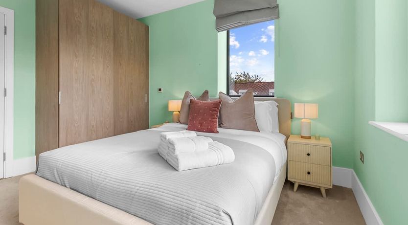 Photo of Clapham Moon