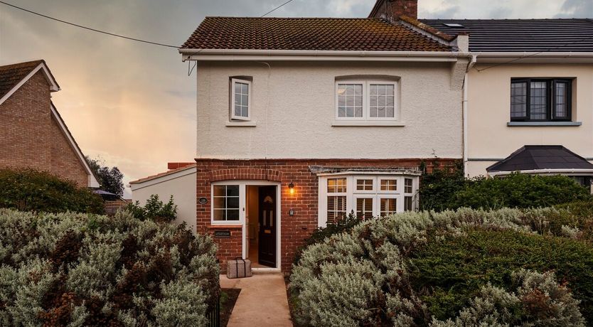 Photo of Bucket & Spade