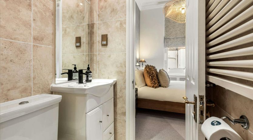 Photo of Calling You