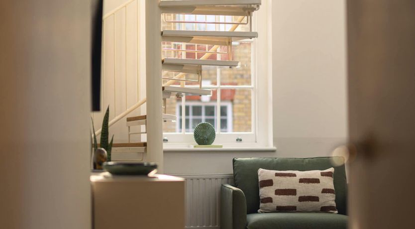 Photo of Greenhouse Light