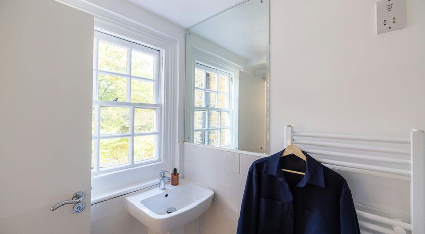 Photo of Greenhouse Light