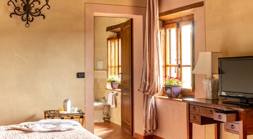 Photo of Bucine Bliss