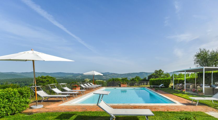 Photo of Bucine Bliss