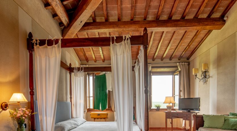 Photo of Bucine Bliss