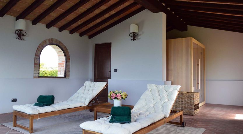 Photo of Bucine Bliss