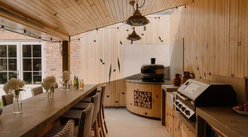 Photo of The Cheshire Set