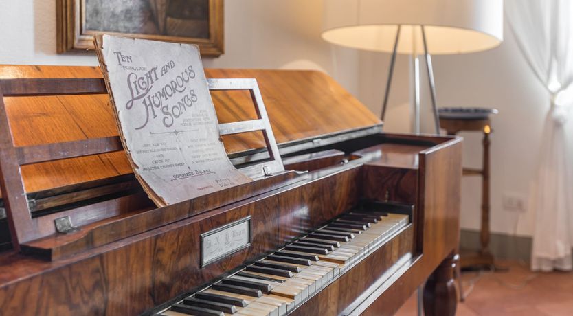 Photo of Midsummer's Gold