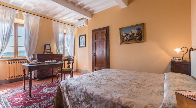 Photo of Midsummer's Gold