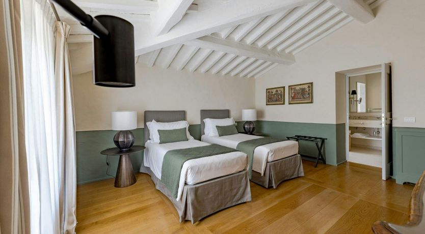 Photo of Chianti Glow