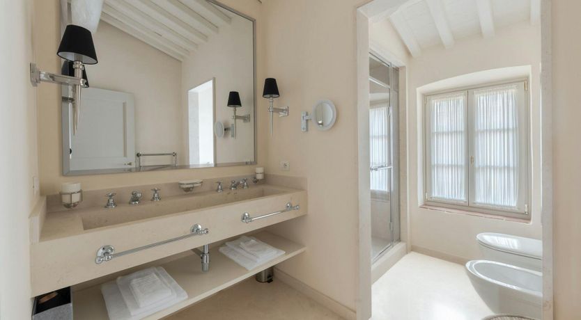 Photo of Chianti Glow