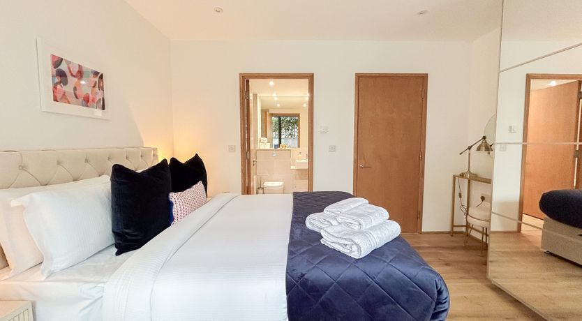 Photo of Grey & White Terrace