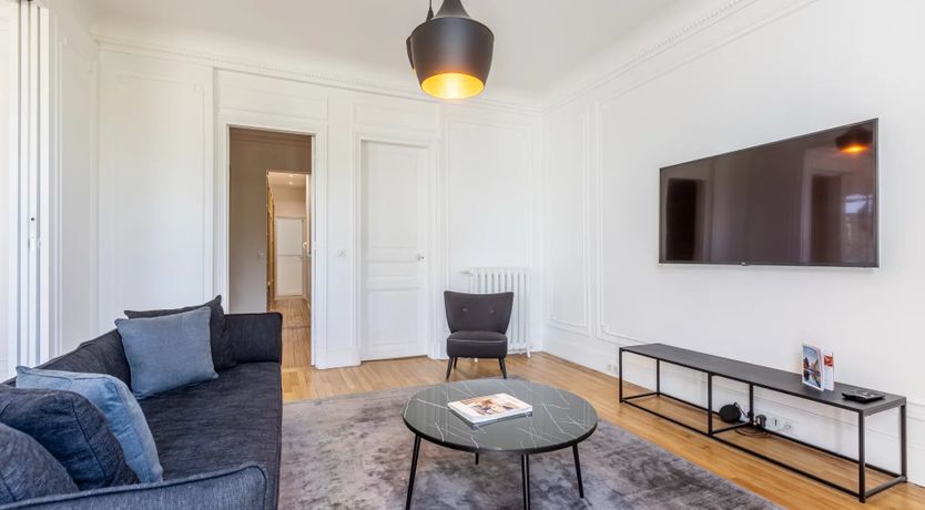 Photo of Eiffel Elysium