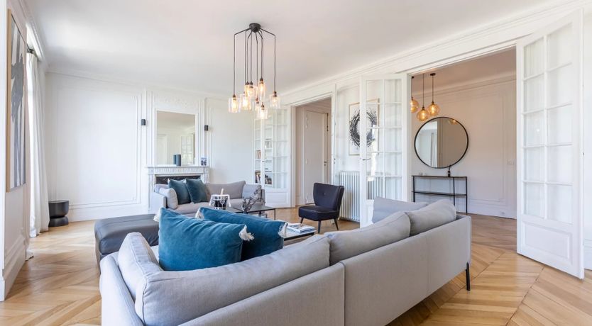 Photo of Eiffel Elysium