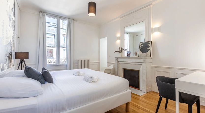 Photo of Eiffel Elysium