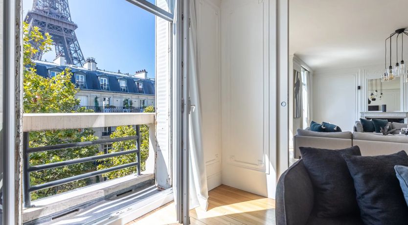 Photo of Eiffel Elysium