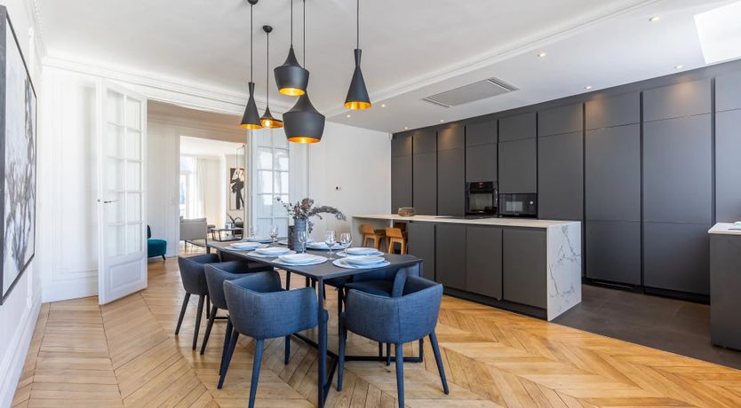 Photo of Eiffel Elysium