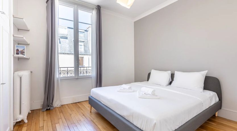 Photo of Eiffel Elysium