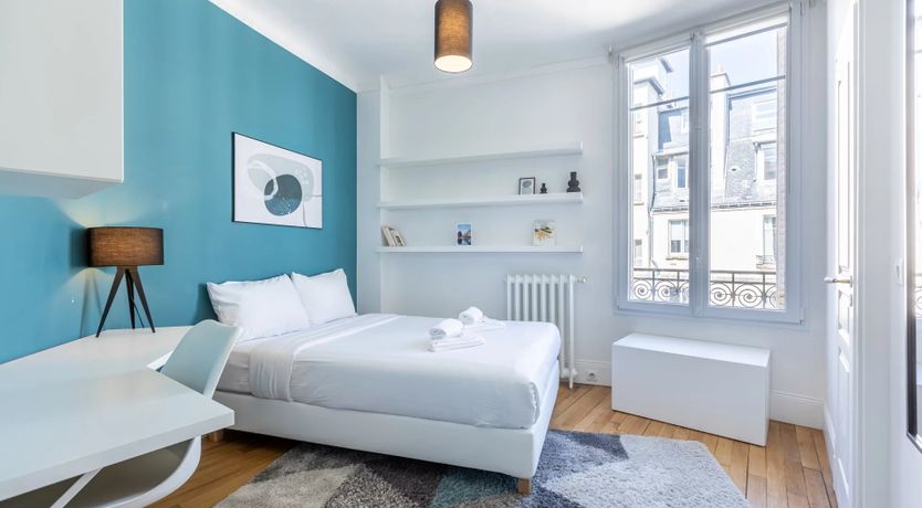 Photo of Eiffel Elysium