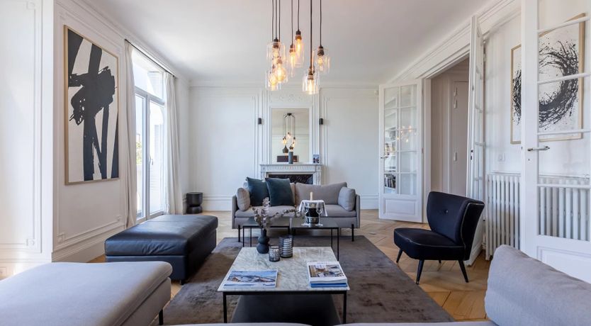 Photo of Eiffel Elysium