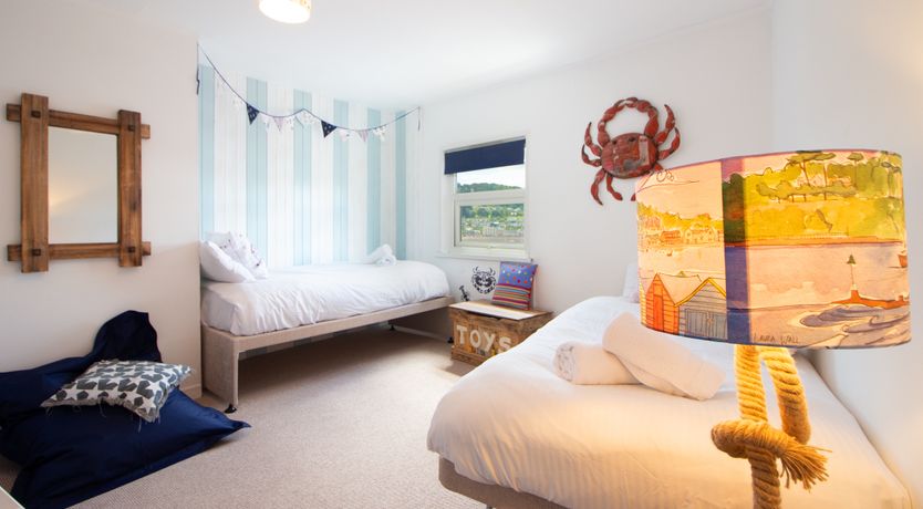 Photo of Wave n' Sea