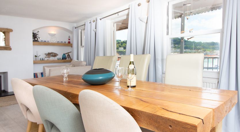 Photo of Wave n' Sea