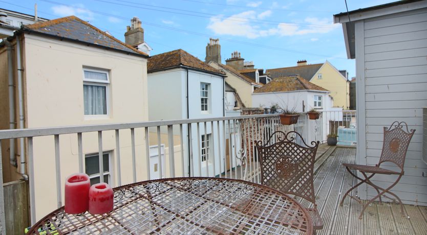 Photo of Wave n' Sea