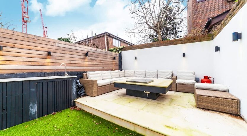 Photo of Battersea Hideaway