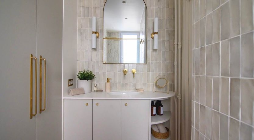 Photo of Parisian Moon