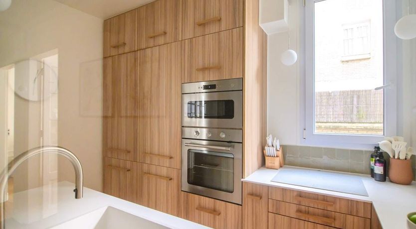 Photo of Parisian Moon