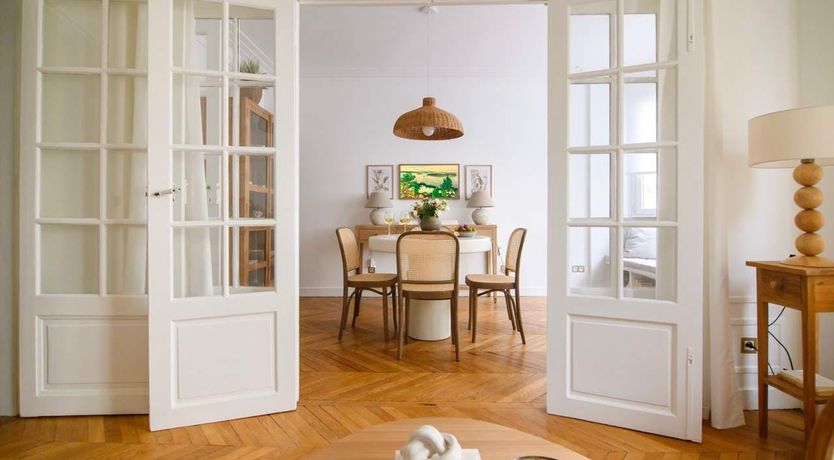 Photo of Parisian Moon