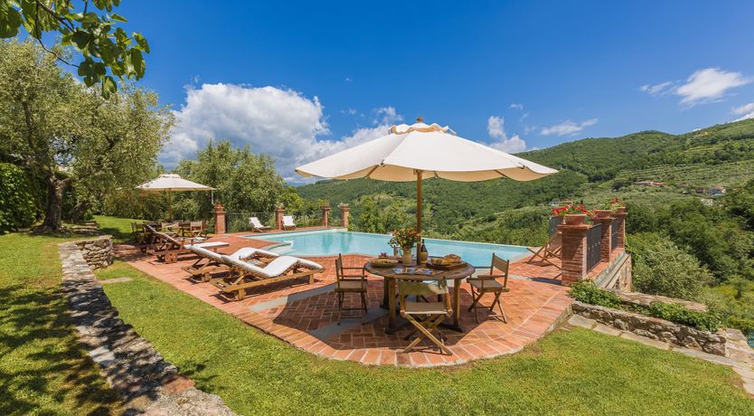 Photo of Tuscan Mahogany