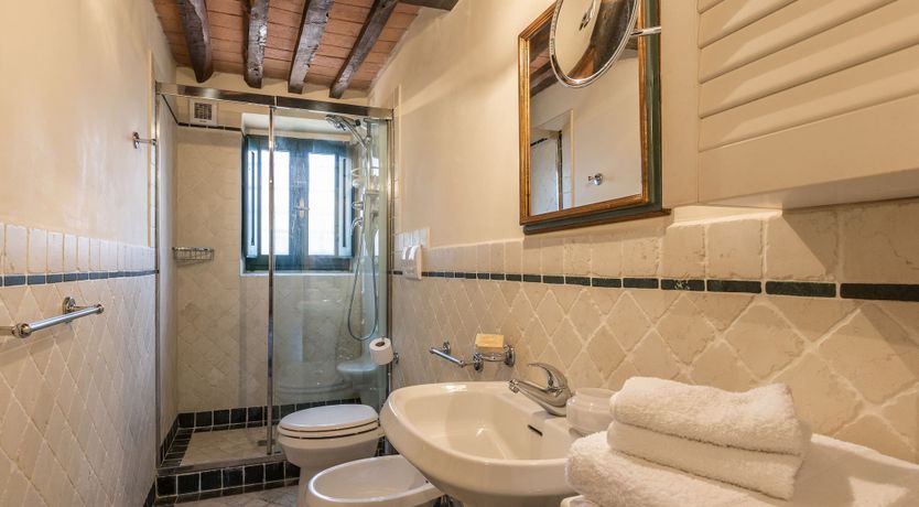 Photo of Tuscan Mahogany