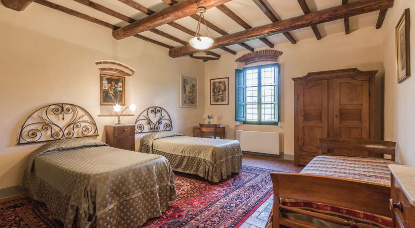 Photo of Tuscan Mahogany