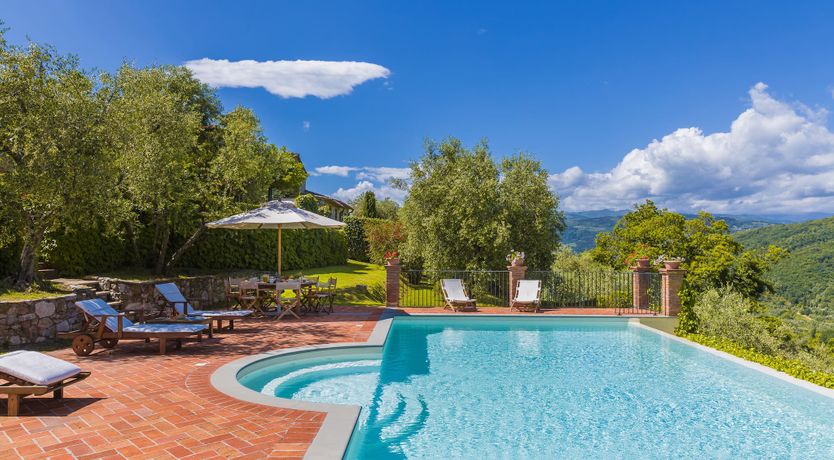 Photo of Tuscan Mahogany