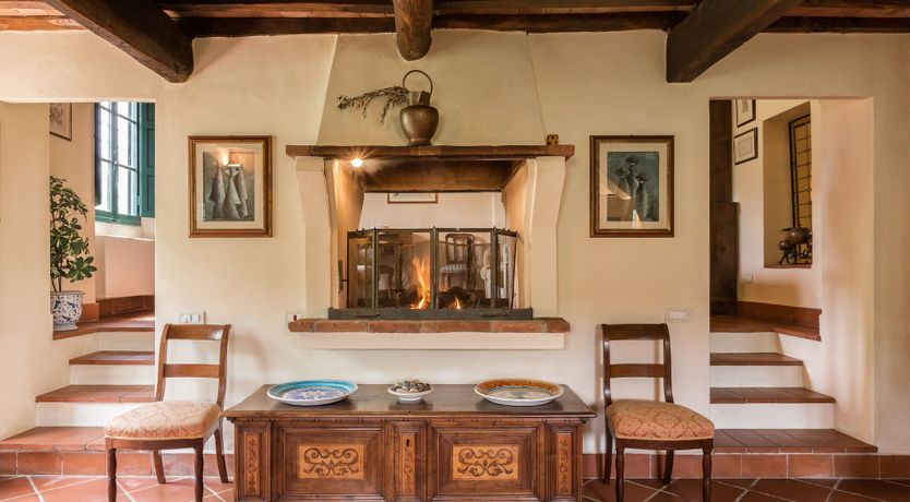 Photo of Tuscan Mahogany