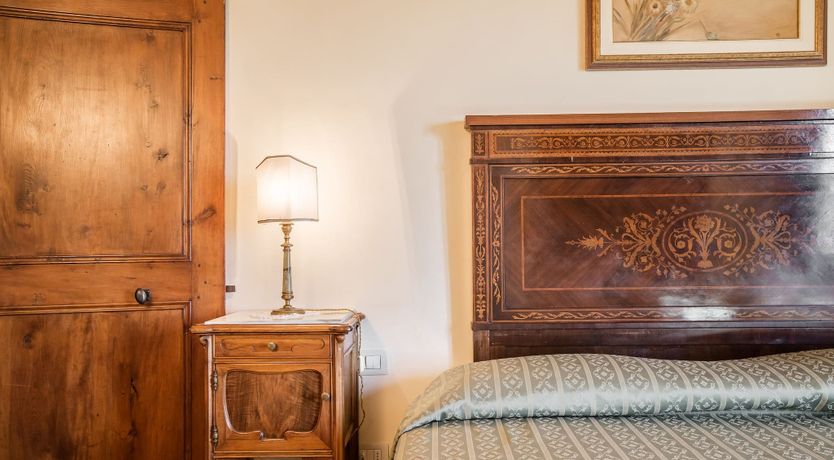 Photo of Tuscan Mahogany