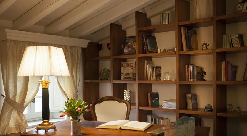 Photo of Etched by Tuscany