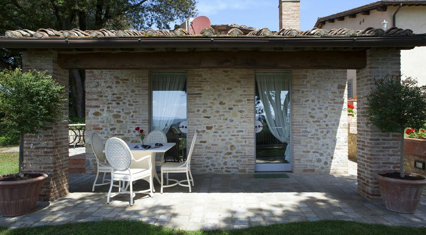 Photo of Etched by Tuscany