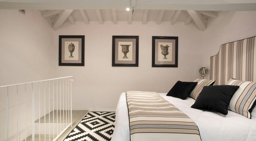 Photo of Etched by Tuscany