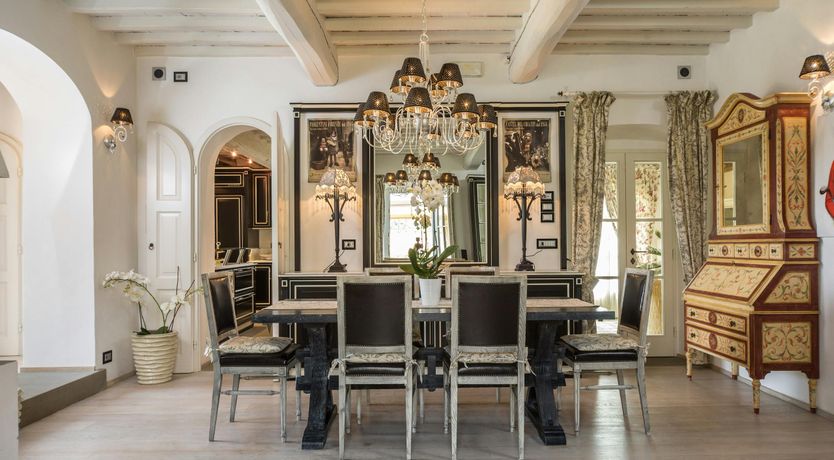 Photo of Etched by Tuscany