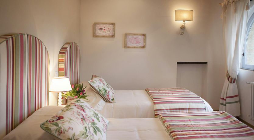 Photo of Etched by Tuscany