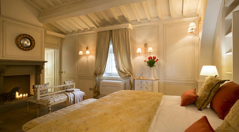 Photo of Etched by Tuscany