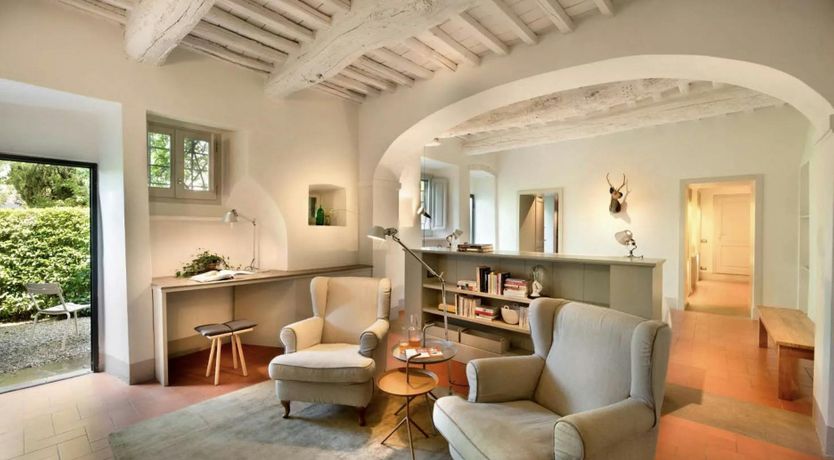 Photo of Mulberry Shade