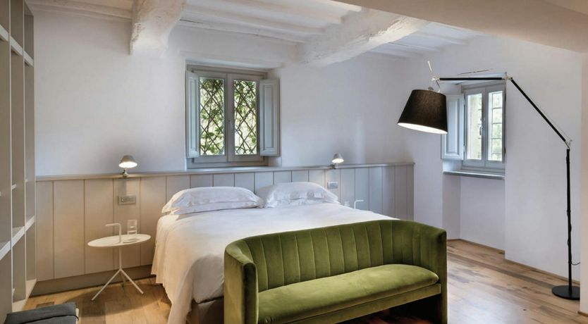 Photo of Mulberry Shade