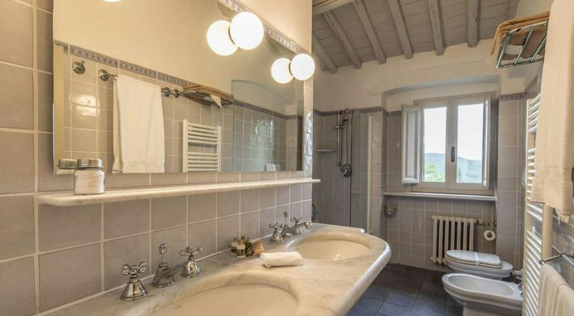 Photo of Mulberry Shade