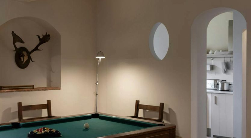 Photo of Oak & Apple