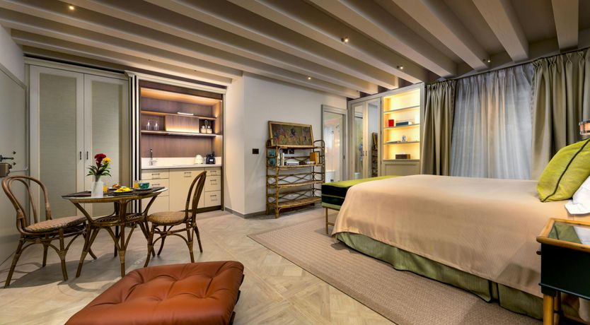 Photo of A Venetian Moon