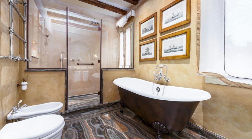 Photo of A Venetian Moon